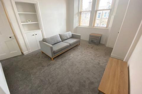 1 bedroom flat to rent, Lochrin Terrace, Edinburgh, EH3