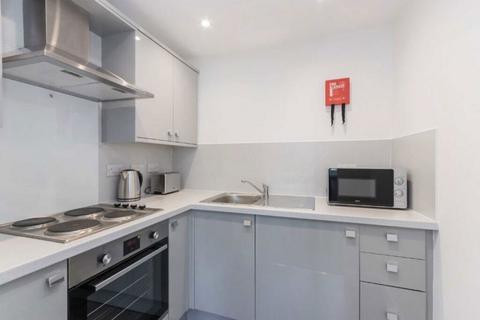 1 bedroom flat to rent, Lena Gardens, London W6