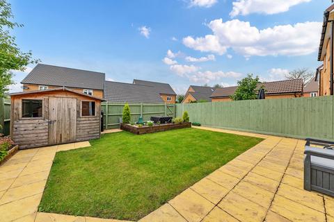 3 bedroom detached house for sale, Hammond Close, Royston SG8