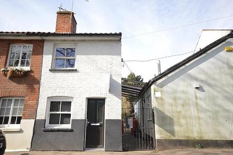 2 bedroom end of terrace house to rent, Church Street, Tolleshunt D'arcy, CM9