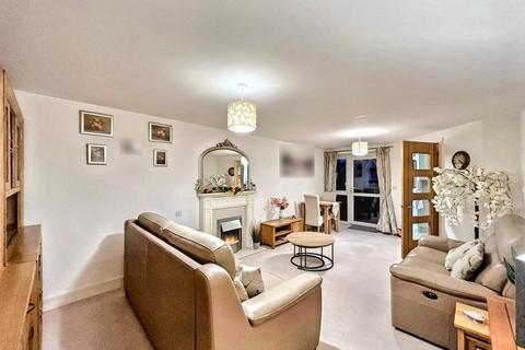 1 bedroom retirement property for sale, Jevington Gardens, Eastbourne