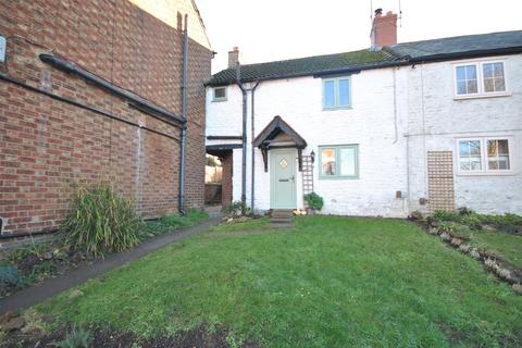 2 bedroom cottage for sale, High Street, Hardingstone