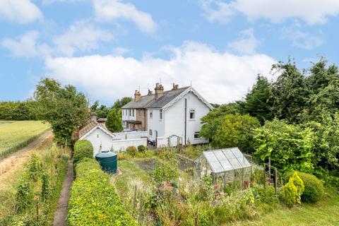 3 bedroom end of terrace house for sale, Station Road, Baldock SG7