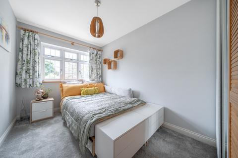 41 Cowper Close, Welling, DA16 2JT