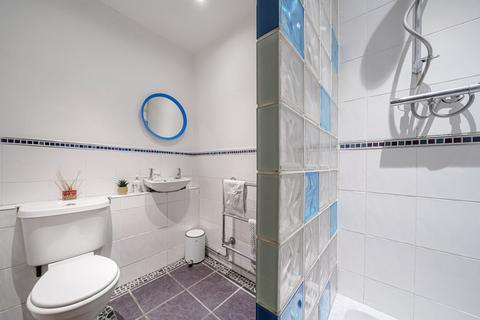 41 Cowper Close, Welling, DA16 2JT