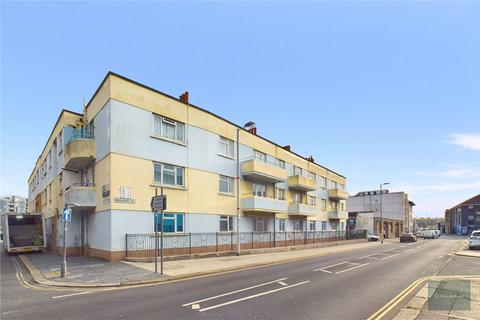 2 bedroom apartment to rent, Vauxhall Street, Plymouth PL4