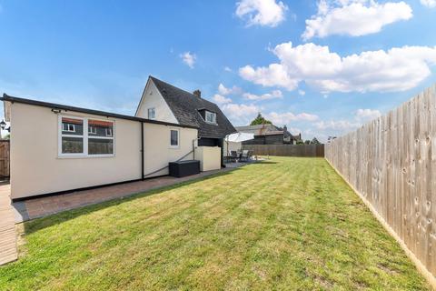 3 bedroom detached house for sale, Royston Road, Royston SG8