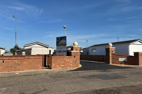 2 bedroom park home for sale, Fakenham, Norfolk, NR21