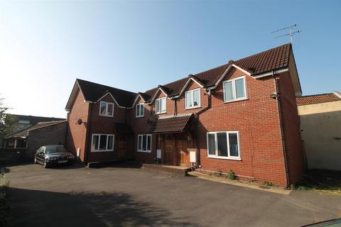 2 bedroom end of terrace house to rent, BPC00678 St. Andrews Mews, North Road, St Andrews, Bristol