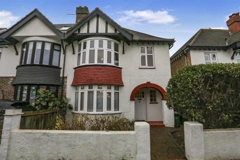 4 bedroom house to rent, Lawrence Road Hove