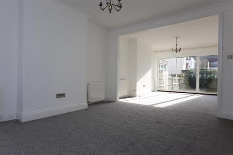 4 bedroom house to rent, Lawrence Road Hove