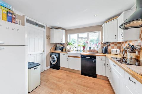 20 Beeton Close, Melbourn, Royston, SG8 6HN