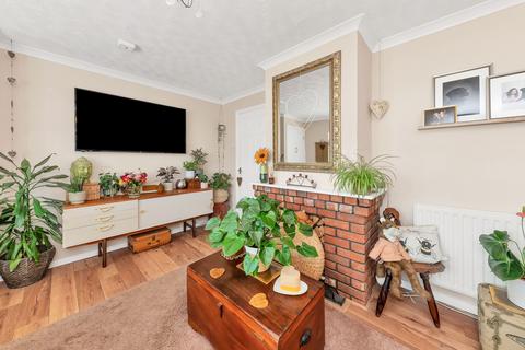 20 Beeton Close, Melbourn, Royston, SG8 6HN