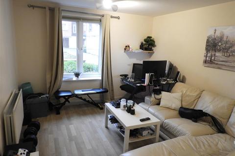 1 bedroom flat to rent, Brunel Crescent, Swindon SN2