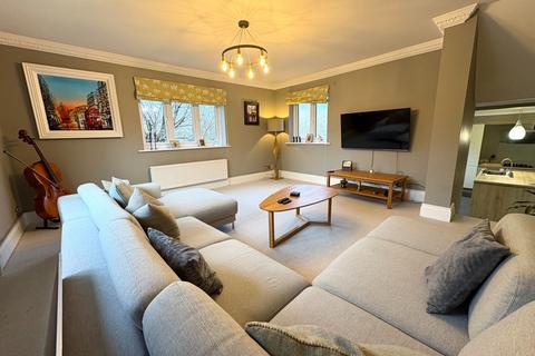3 bedroom ground floor flat for sale, Lowes Rise, Stunning Executive Apartment, DH1