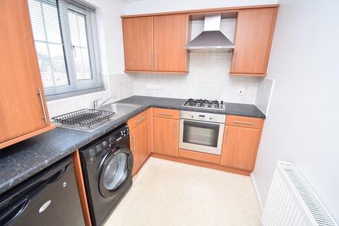 2 bedroom apartment to rent, Moorcroft, Ossett WF5