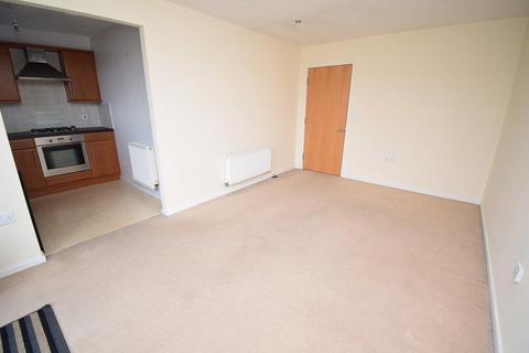 2 bedroom apartment to rent, Moorcroft, Ossett WF5