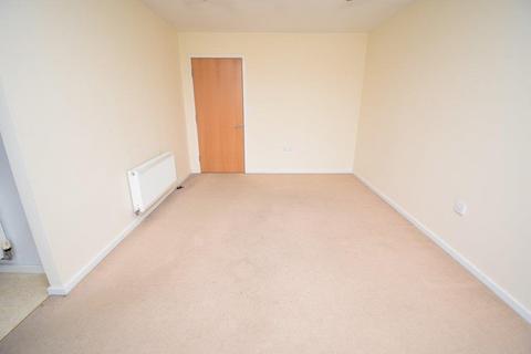 2 bedroom apartment to rent, Moorcroft, Ossett WF5