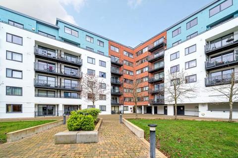 2 bedroom apartment to rent, Southwell Park Road, Surrey GU15