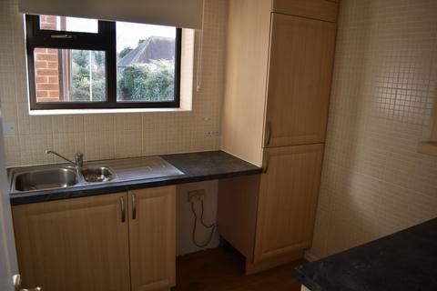 2 bedroom flat to rent, Miles Way, Minnis Road, CT7