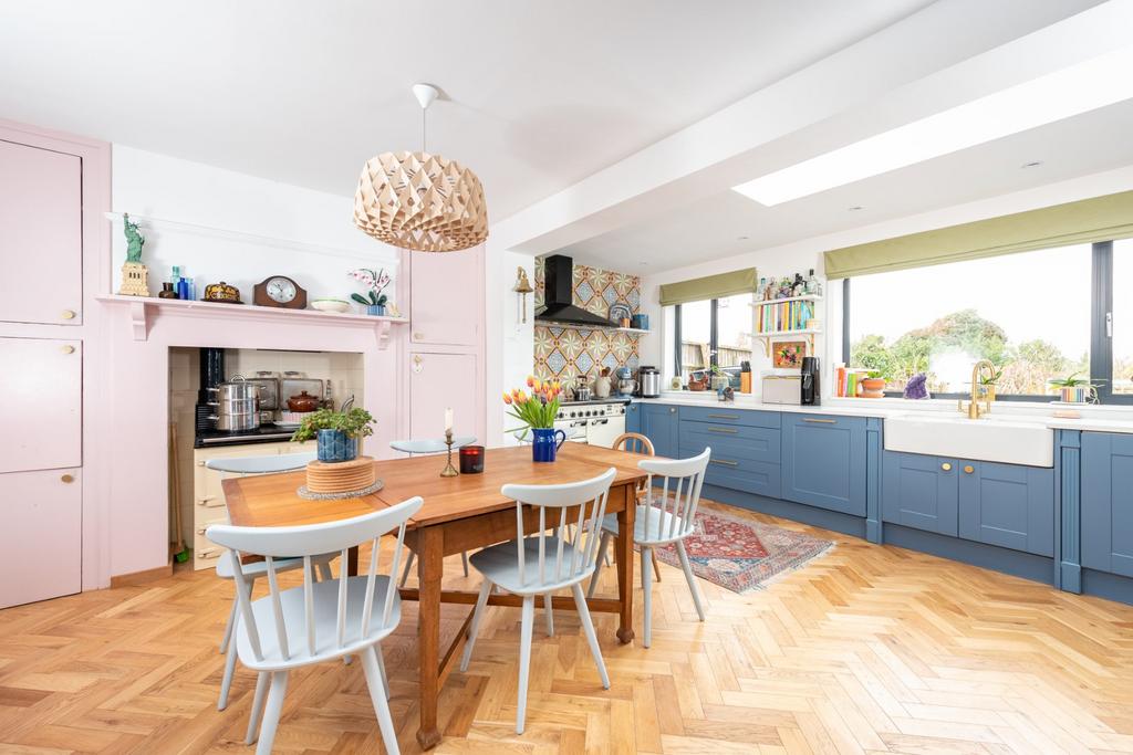 Kitchen/Breafast Rm