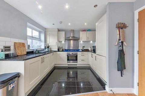 undefined, Tynan Close, Royston SG8