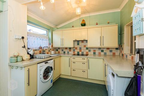 2 bedroom terraced house for sale, Fylde Street East, Bolton, Greater Manchester, BL3 2QE