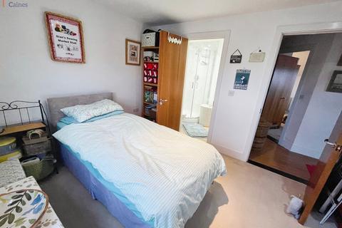 2 bedroom flat for sale, Brook Court, Bridgend, Bridgend County. CF31 1GW