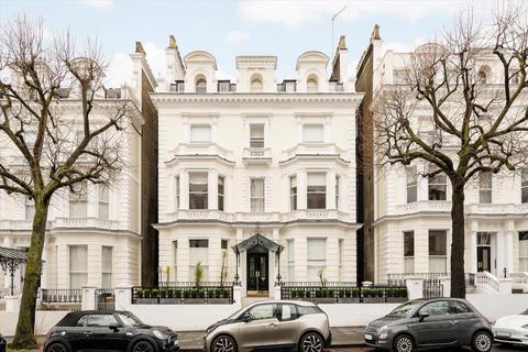 2 bedroom flat for sale, Holland Park, London, W11