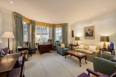 2 bedroom flat for sale, Holland Park, London, W11