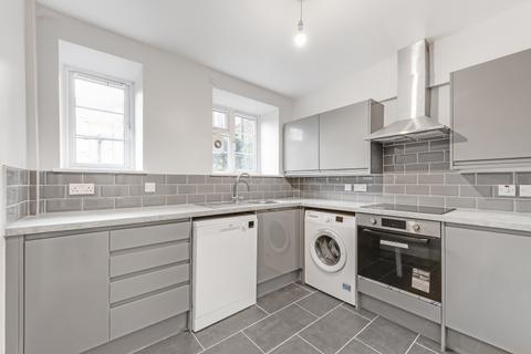 1 bedroom flat to rent, North Circular Road London NW11