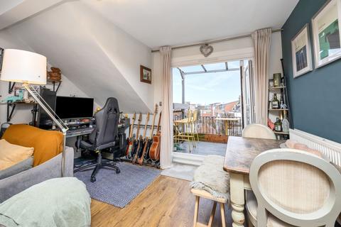 1 bedroom flat for sale, St. Aubyns, Hove BN3