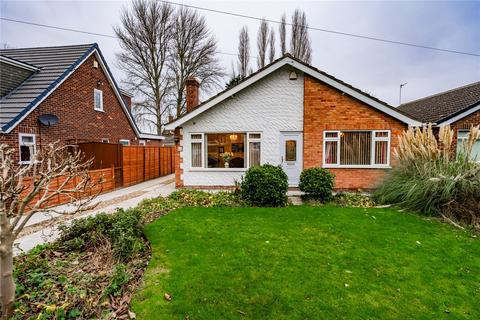 2 bedroom bungalow for sale, Station Road, Great Coates, Grimsby, Lincolnshire, DN37