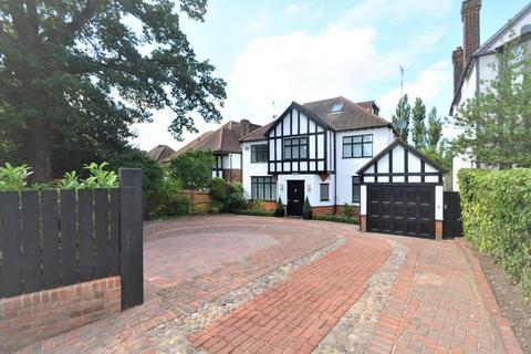 6 bedroom detached house to rent, Marsh Lane, Mill Hill, NW7