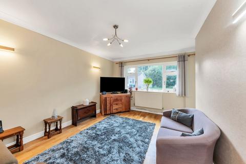 16 Bendyshe Way, Barrington, Cambridge, CB22 7RS