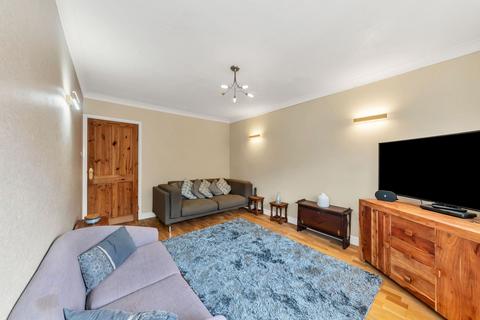 16 Bendyshe Way, Barrington, Cambridge, CB22 7RS
