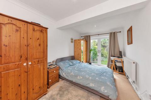 16 Bendyshe Way, Barrington, Cambridge, CB22 7RS