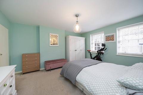 2 bedroom flat for sale, East Arbour Street, Stepney, London, E1