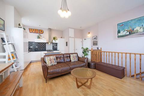 2 bedroom flat for sale, East Arbour Street, Stepney, London, E1