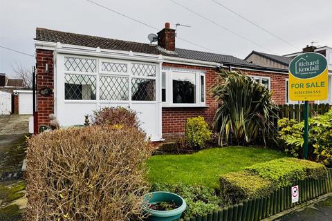 2 bedroom semi-detached bungalow for sale, Coxley View, Netherton WF4