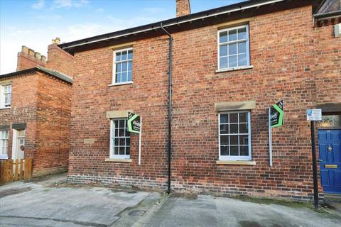 2 bedroom terraced house for sale, Mill Road, Lincoln