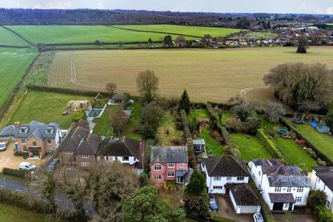 4 bedroom detached house for sale, Holmer Green,  Buckinghamshire,  HP15