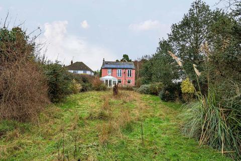 4 bedroom detached house for sale, Holmer Green,  Buckinghamshire,  HP15