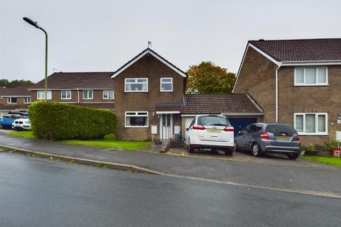 4 bedroom detached house for sale, Heol Castell Coety, Bridgend CF31