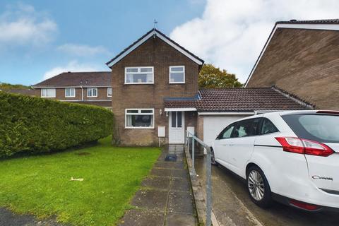 4 bedroom detached house for sale, Heol Castell Coety, Bridgend CF31