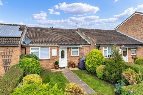 2 bedroom terraced bungalow for sale, Jubilee Way, Royston SG8