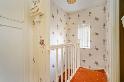 65 Hammond Crescent, Drighlington, Bradford, BD11 1AD