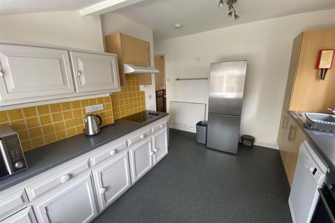 7 bedroom end of terrace house to rent, BPC00471 *STUDENT PROPERTY* Gloucester Road, Horfield, Bristol, BS7