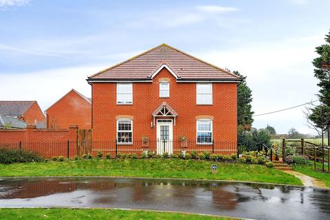 3 bedroom semi-detached house for sale, Winter Gem Lane, Faversham, ME13