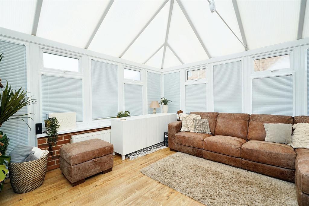 Conservatory 1.jpeg